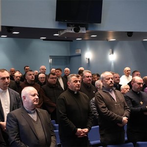 Predbožićni susret svećenika i redovnika s nadbiskupom Kutlešom